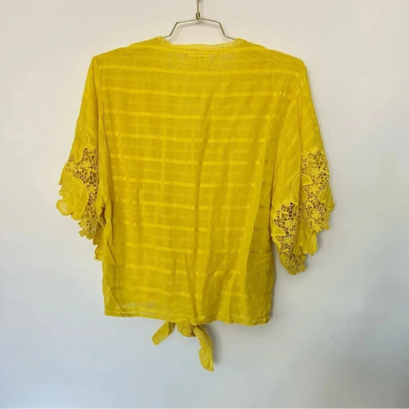 Max Studio Flounce Sleeve Top Knot Front Lace Size Medium Yellow Cotton Blend - Picture 2 of 10